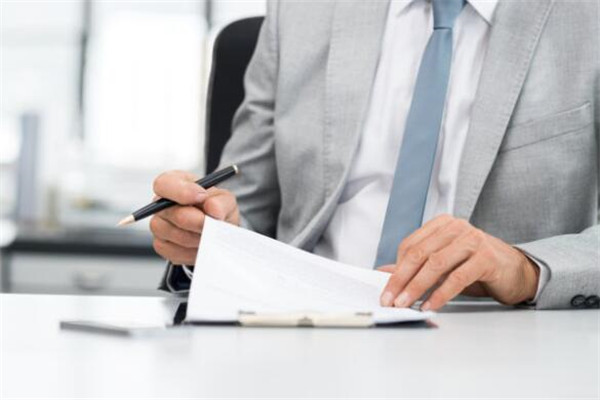 為什么證件翻譯需要蓋章呢?