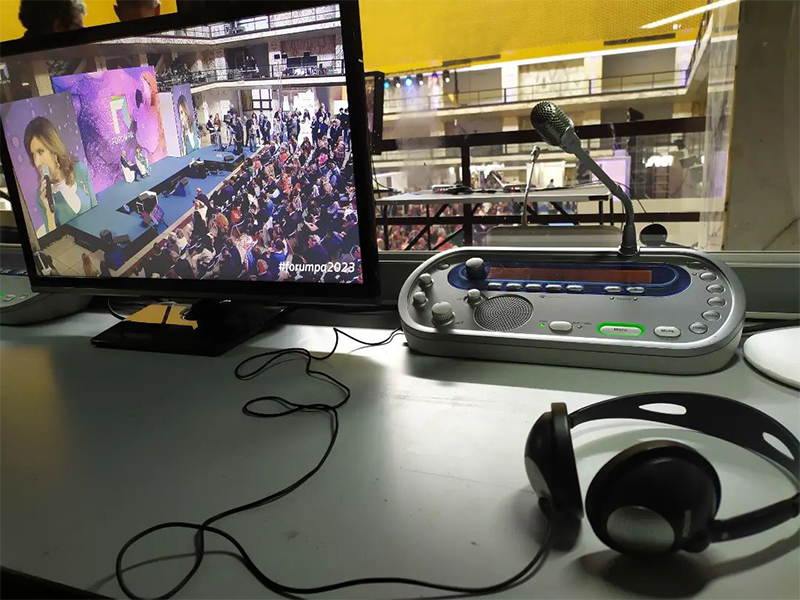 同聲翻譯真的工資高嗎，怎樣提高